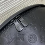 DISCOVERY Small Waist Bag 44cm - Image 4