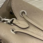 Louis Vuitton Bella Handbag Bucket Bag 22cm - Image 4