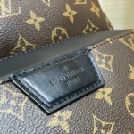 Louis Vuitton Discover Backpack 40cm - Image 4