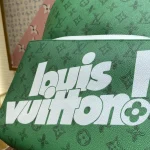 Louis Vuitton M45879 Discovery Backpack 40cm - Image 4