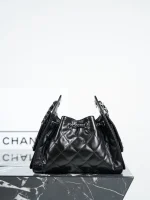 UbestLuxury Chanel Chanel 25Bag Handbag 22cm product photo detail 3 SKU CH30920