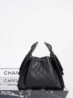 UbestLuxury Chanel Chanel 25Bag Handbag 30cm product photo detail 3 SKU CH31032