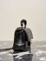 UbestLuxury Chanel Chanel Handbag 20cm product photo detail 3 SKU CH31053