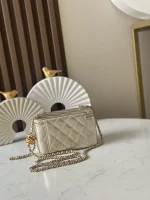 UbestLuxury Chanel Chanel Shoulder Bag 17cm product photo detail 3 SKU CH31087