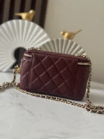 UbestLuxury Chanel Chanel Classic Chain Ball Gold Ball Makeup Bag 16cm product photo detail 3 SKU CH31091