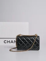 UbestLuxury Chanel Chanel 25s Shoulder Bag 19cm product photo detail 3 SKU CH31096