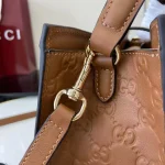 UbestLuxury Gucci Gucci Padlock Handbag 25.5cm product photo detail 4 SKU GU25450
