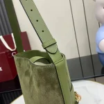 UbestLuxury Gucci Gucci 73 Shoulder Bag 27.5cm product photo detail 4 SKU GU25504