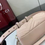 UbestLuxury Gucci Gucci GG Marmont Camera Bag Light Pink Lambskin product photo detail 4 SKU GU25531