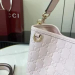 UbestLuxury Gucci GG Emblem Bucket Bag 19cm product photo detail 4 SKU GU25645
