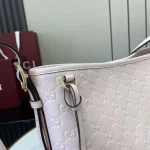 UbestLuxury Gucci GG Emblem Shoulder Bag 26cm product photo detail 4 SKU GU25646