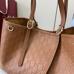 UbestLuxury Gucci GG Emblem Tote Bag product photo detail 4 SKU GU25696