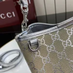 UbestLuxury Gucci GG Emblem Handbag 19cm product photo detail 4 SKU GU25705