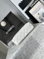 UbestLuxury Chanel Chanel Shoulder Bag 21cm product photo detail 4 SKU CH30751