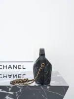 UbestLuxury Chanel Chanel Handbag 21.5cm product photo detail 4 SKU CH30753