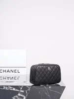 UbestLuxury Chanel Chanel CHANE Makeup Bag Small 31104-4.0 18.5cm product photo detail 4 SKU CH30814