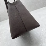 The Ro* Terrasse Underarm Bag - Calfskin Leather - Image 5