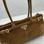 Prada Lux Soft Bag Medium - Image 5