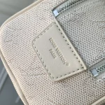 Louis Vuitton Dopp Kit Mini Toiletry Bag 20cm - Image 5