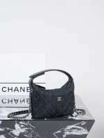 UbestLuxury Chanel Chanel 26P Shoulder Bag 21.5cm product photo detail 4 SKU CH30842