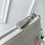 Pochette To-Go Handbag 30cm - Image 5