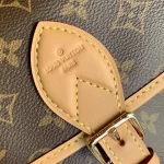 Louis Vuitton DIANE Shoulder Bag 25cm - Image 5