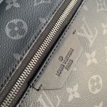 Louis Vuitton Discovery Backpack 42cm - Image 5