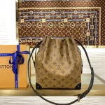 Louis Vuitton NOÉ TRUNK Small Handbag Shoulder Bag 23cm - Image 5