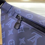 Louis Vuitton Discovery Small Waist Bag 44cm - Image 5
