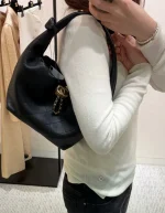UbestLuxury Chanel Chanel 26cm Hippie Bag Black Leather product photo detail 4 SKU CH30918