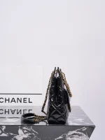 UbestLuxury Chanel Chanel hobo Handbag 22.5cm product photo detail 4 SKU CH30934