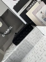 UbestLuxury Chanel Chanel 25K Black Velvet Diamond Box Handbag 19cm product photo detail 4 SKU CH30937