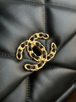 UbestLuxury Chanel Chanel 19 Bag Shoulder Bag 30cm product photo detail 4 SKU CH30957