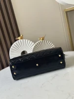 UbestLuxury Chanel Maxi Shoulder Bag 31cm product photo detail 4 SKU CH31058