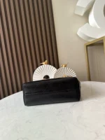 UbestLuxury Chanel Chanel Handbag 33cm product photo detail 4 SKU CH31060