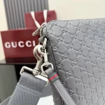 UbestLuxury Gucci GG Emblem Shoulder Bag 31cm product photo detail 4 SKU GU25179