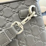 UbestLuxury Gucci GG Emblem Handbag 30cm product photo detail 4 SKU GU25181
