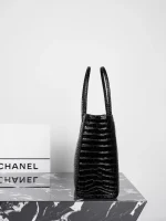 UbestLuxury Chanel Chanel Crocodile Pattern Tote Bag 40cm product photo detail 5 SKU CH30722