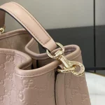 UbestLuxury Gucci GG Emblem Bucket Bag 19cm product photo detail 5 SKU GU25640