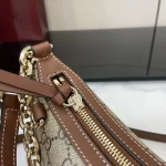 UbestLuxury Gucci GG Emblem Handbag 24cm product photo detail 5 SKU GU25665