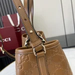 UbestLuxury Gucci GG Emblem Tote Bag 30cm product photo detail 5 SKU GU25693
