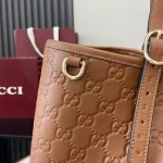 UbestLuxury Gucci GG Emblem Tote Bag product photo detail 5 SKU GU25696