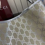UbestLuxury Gucci GG Emblem Shoulder Bag 25cm product photo detail 5 SKU GU25706