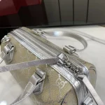 UbestLuxury Gucci GG Emblem Handbag 20.5cm product photo detail 5 SKU GU25709