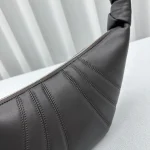 Lemair Shoulder Bag - Image 6