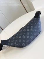 M47058 Rush Waist Bag 30cm - Image 6