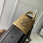 Louis Vuitton Shoulder Bag 28cm - Image 6