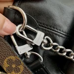 Louis Vuitton CarryAll Cargo Handbag 33.5cm - Image 6