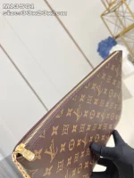 Louis Vuitton M13561 Wallet 33cm - Image 6