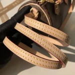 Louis Vuitton Handbag 16cm - Image 6